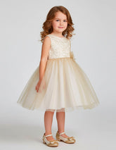 Vestido Dorado de Fiesta para Niña con Moño Grande Tallas 2 a 6 | Gerat